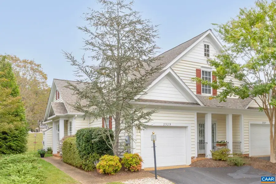 2325 Ravenswood Ct, Charlottesville, VA 22911 - Image #2