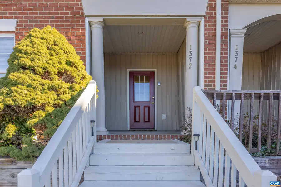 1372 Stoney Ridge Rd, Charlottesville, VA 22902 - Image #2