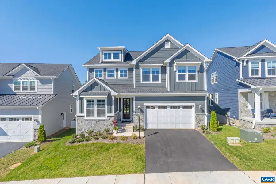 1169 Sablewood Dr, Charlottesville, VA 22911 - Image #2