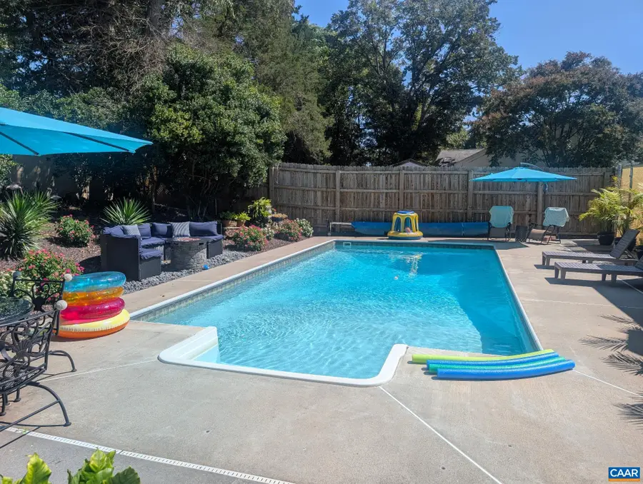 310 Dover Rd, Charlottesville, VA 22901 - Image #3