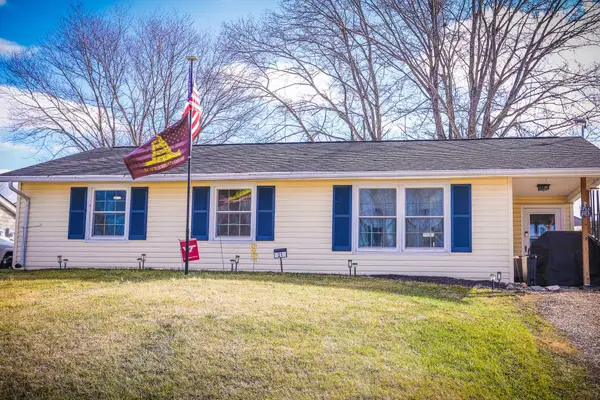 21 Ardmore St, Verona, VA 24482