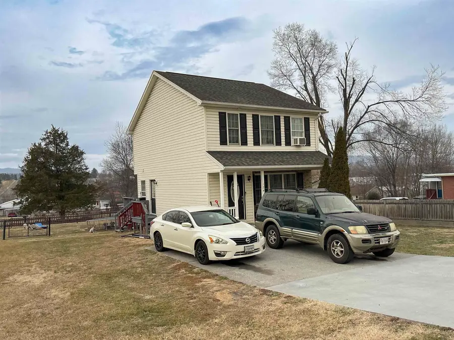 124 Linville Ave S, Broadway, VA 22815 - Image #2