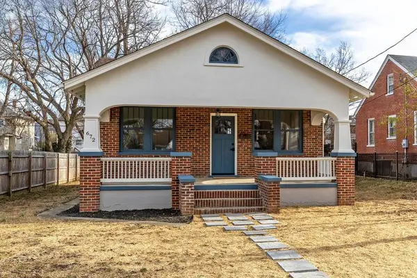 672 Sherwood Ave, Waynesboro, VA 22980