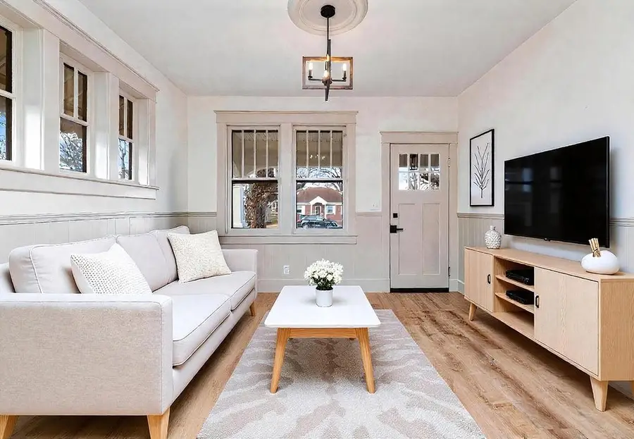 672 Sherwood Ave, Waynesboro, VA 22980 - Image #3