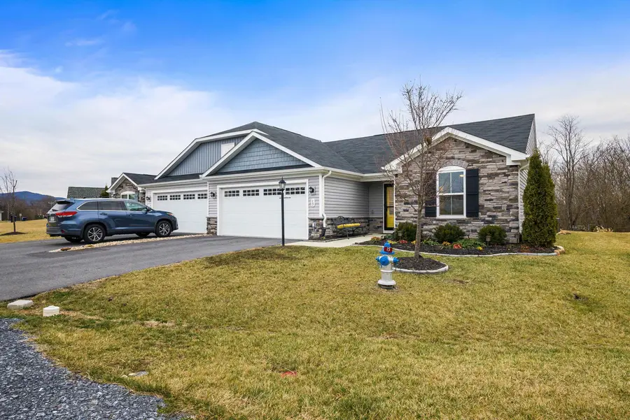 13 South Peak Dr, McGaheysville, VA 22840 - Image #3