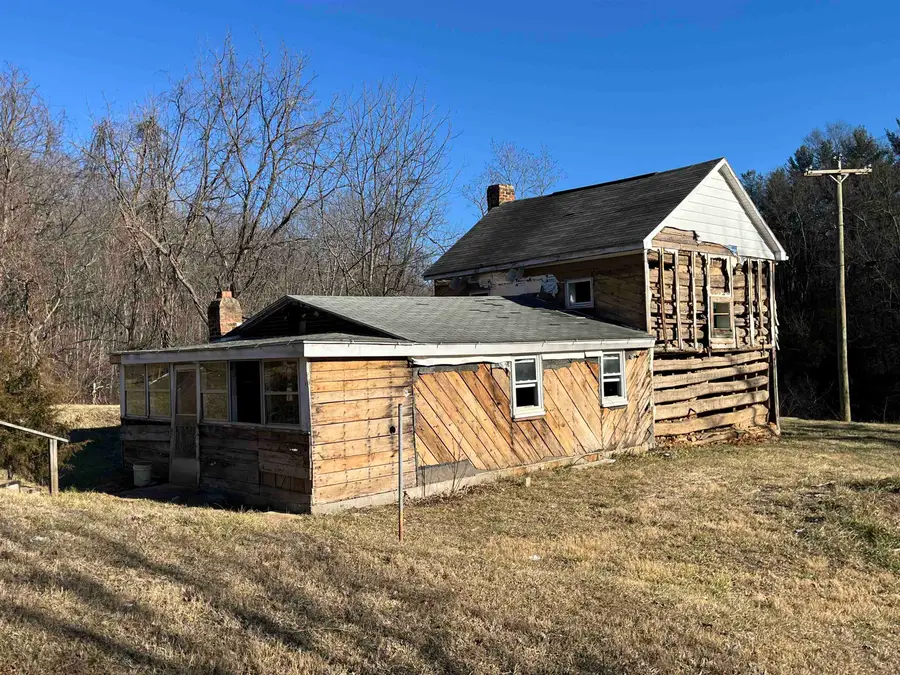 1099 Broadhead School Rd, Greenville, VA 24440 - Image #2