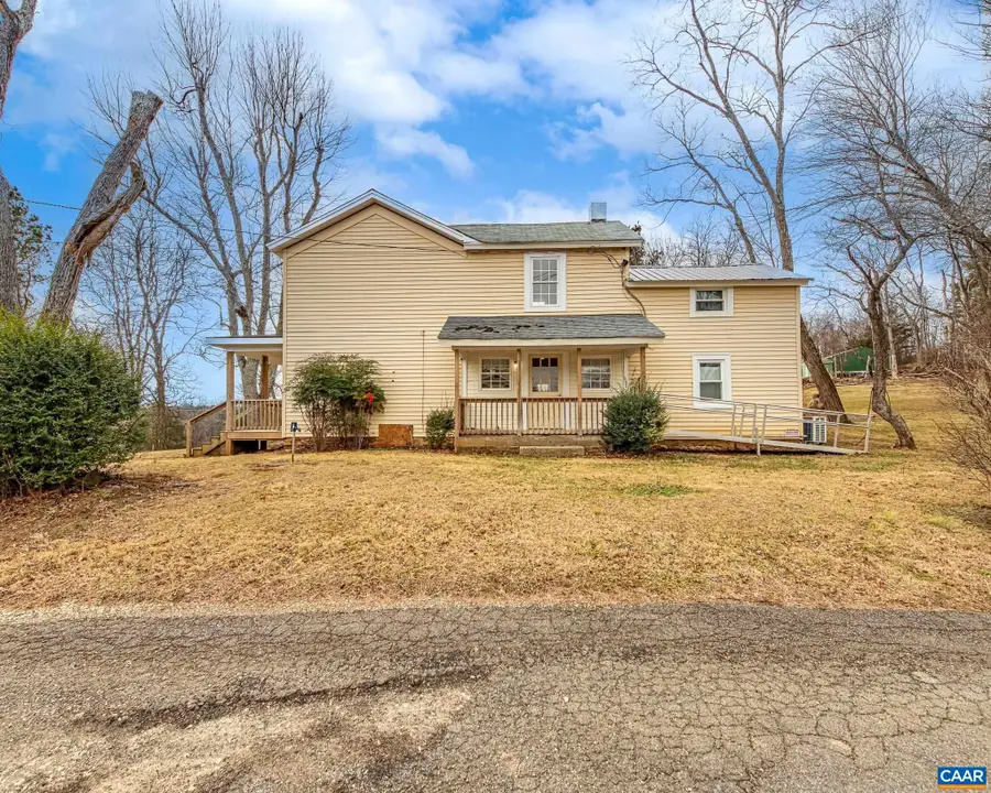 67 Lentz Ln, Shipman, VA 22971 - Image #2