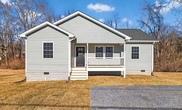 1637 A St, Waynesboro, VA 22980