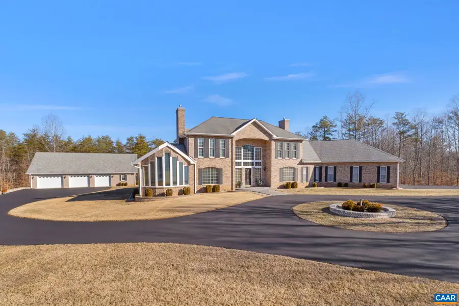 907 Broken Island Rd, Palmyra, VA 22963 - Image #2