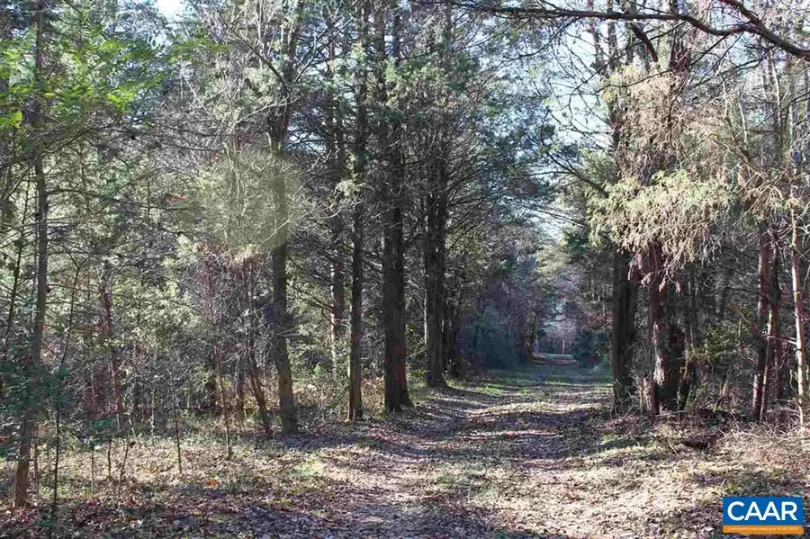 2 Hawkwood Ln, Palmyra, VA 22963 - Image #2