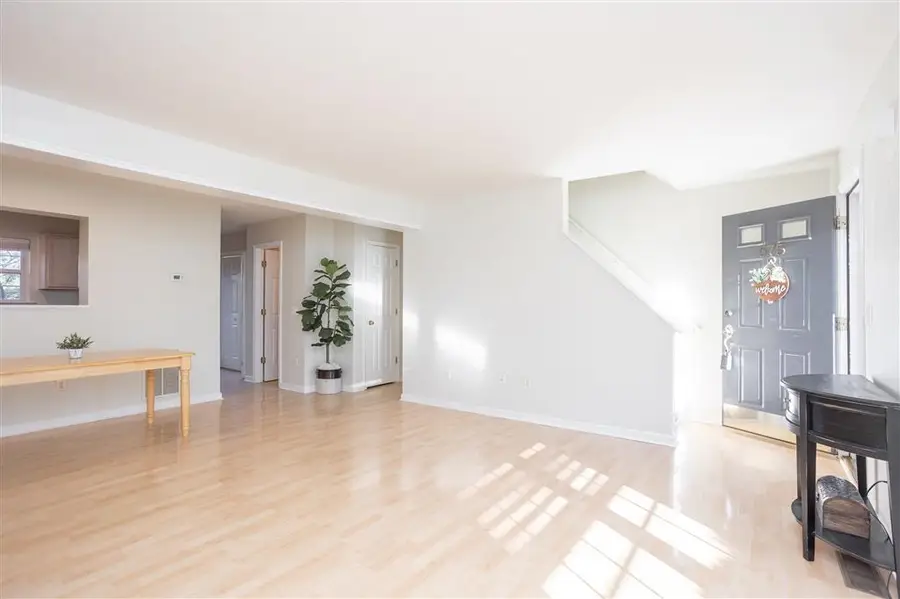 675 Stonewall Dr, Harrisonburg, VA 22801 - Image #2