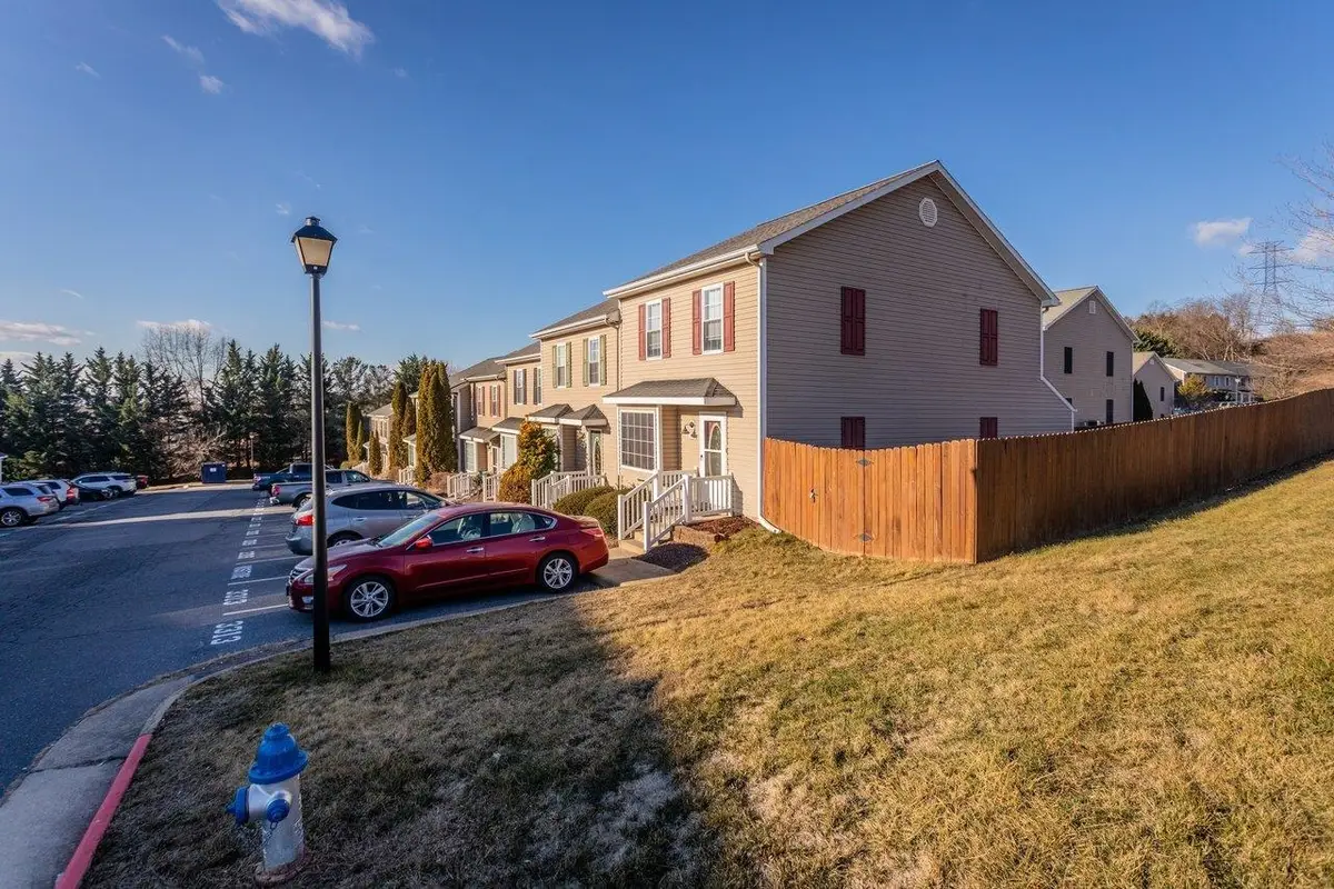 3313 Impression Ct, Ashby, VA 22801 - Image #1