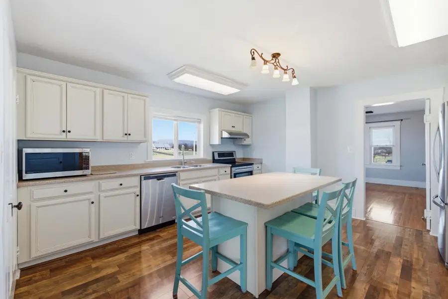 467 Vista View Rd, Stanley, VA 22851 - Image #2