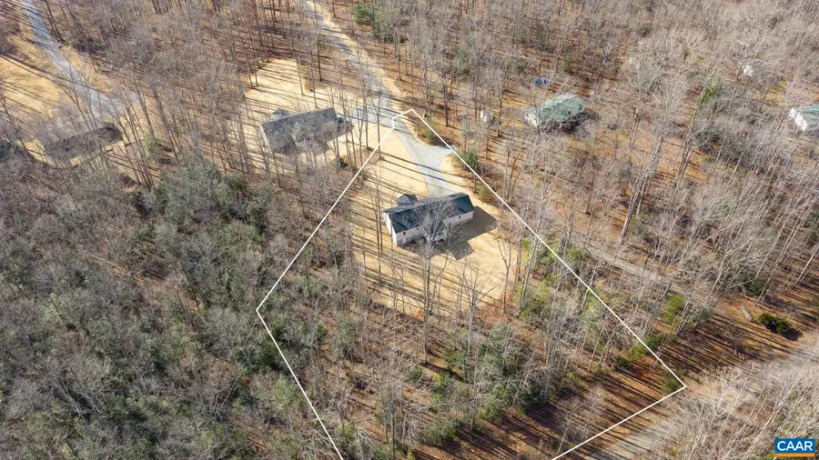 505 Proffits Rd, Louisa, VA 23093 - #2