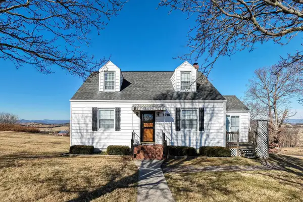 9716 Centerville Rd, Bridgewater, VA 22812