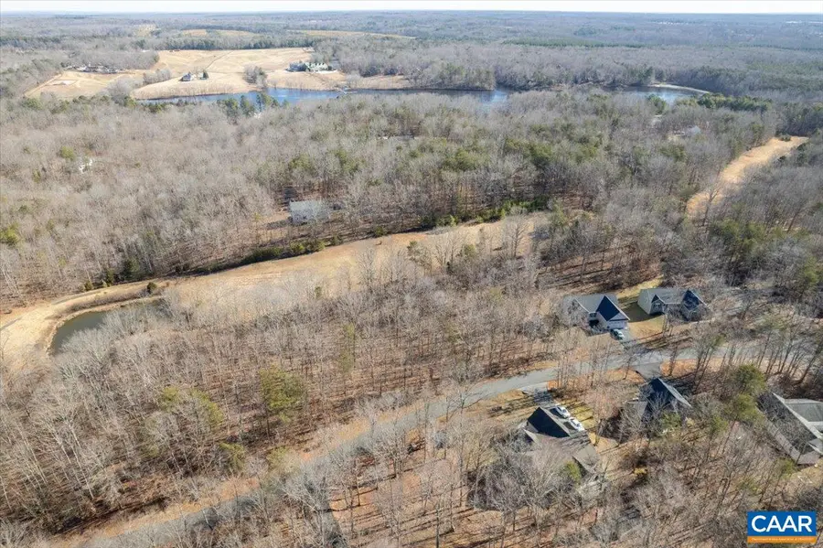 277 Oakmont Dr, Gordonsville, VA 22942 - #3