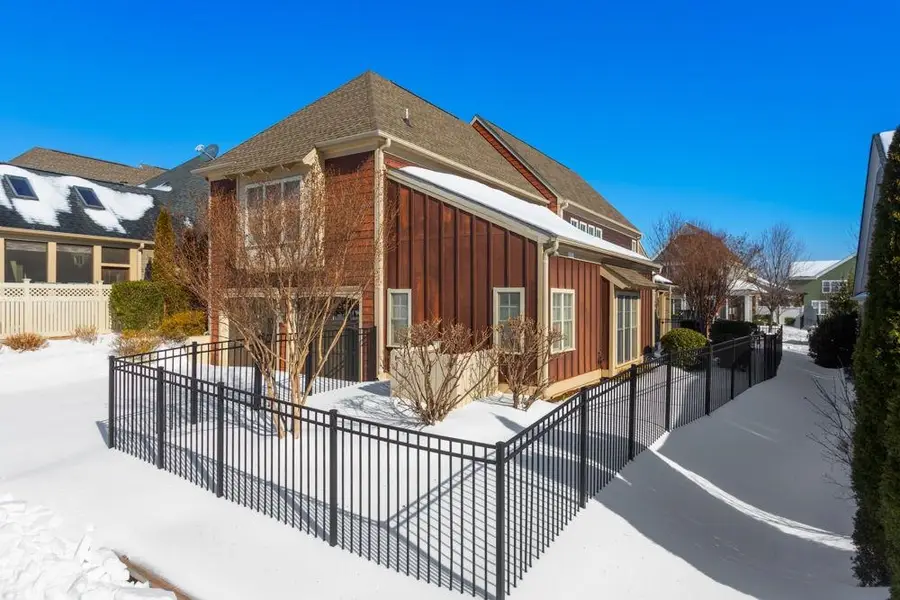 217 Claremont Ln, Crozet, VA 22932 - Image #2