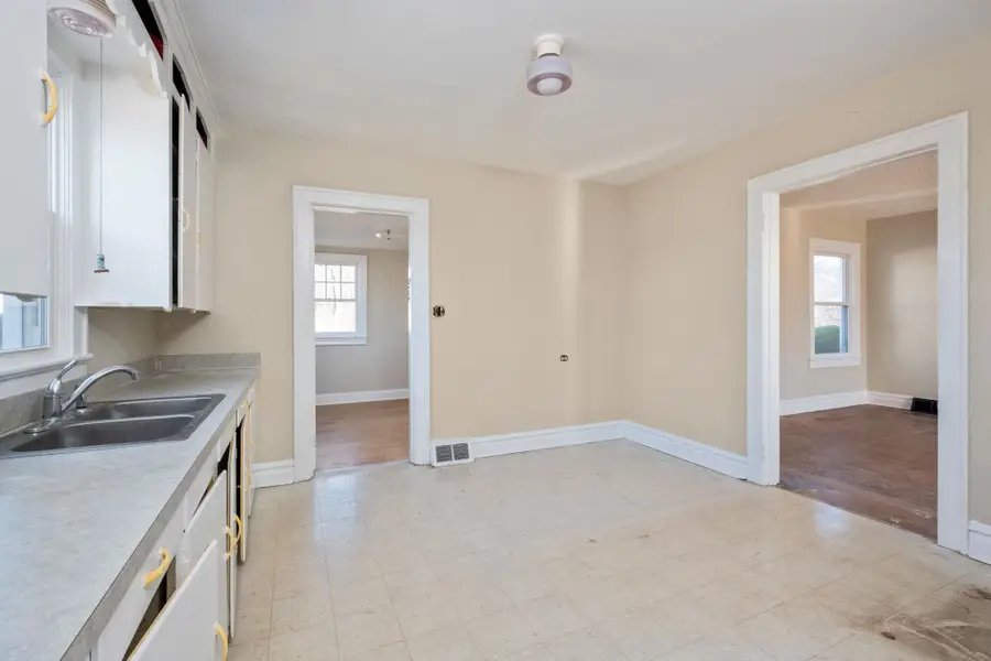 1910 Goose Creek Rd, Waynesboro, VA 22980 - Image #3