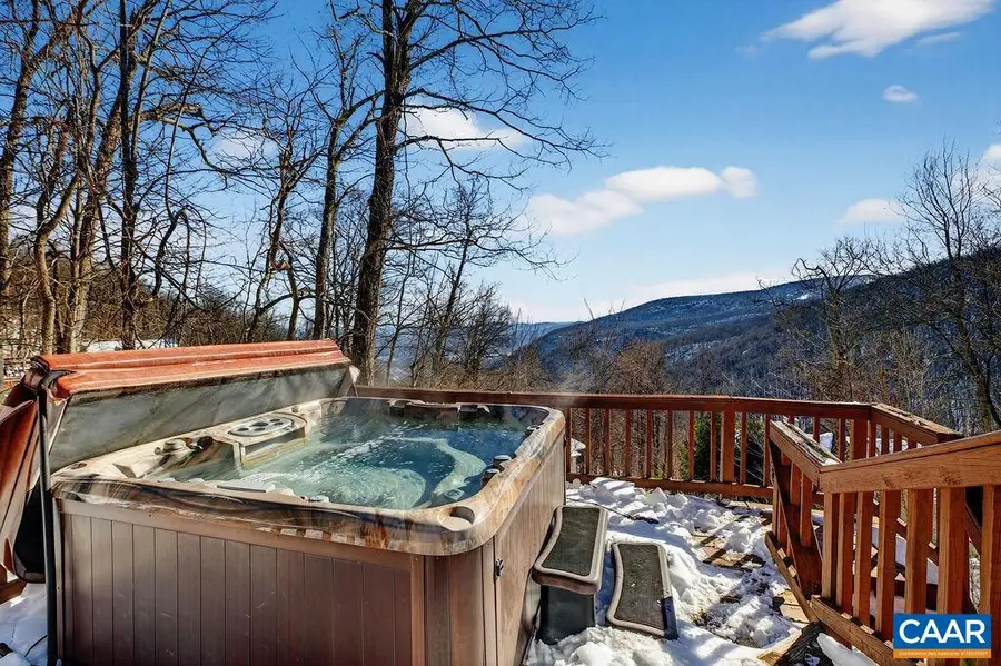 2129 Laurel Springs Dr, Roseland, VA 22967 - #2