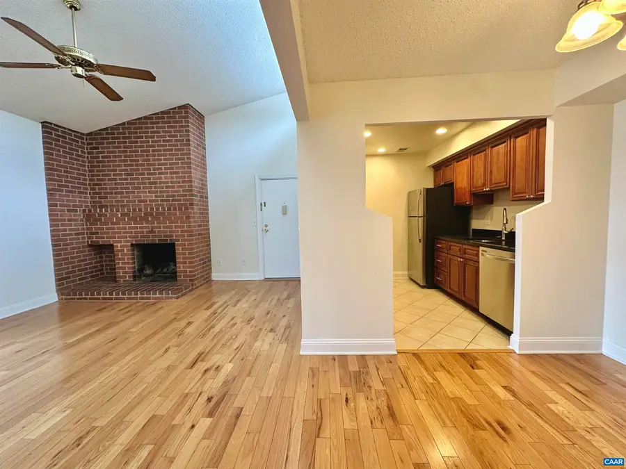 138 Green Turtle Ln, Charlottesville, VA 22901 - Image #2