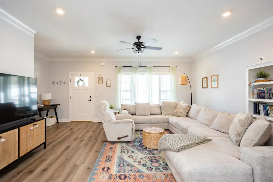 1091 Bluemoon Dr, Massanetta Springs, VA 22801 - Image #3