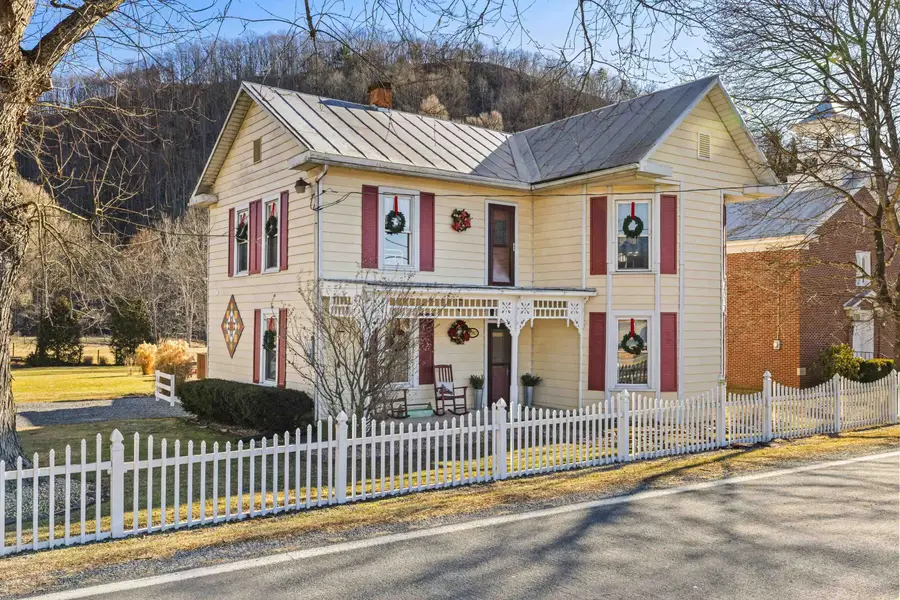 8981 Highland Tpke, McDowell, VA 24458 - #2