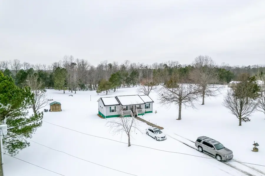 190 Martin Ln, Palmyra, VA 22963 - Image #2