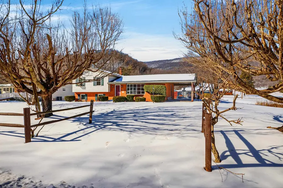 3010 Valley Ridge Rd, Covington, VA 24426 - #2