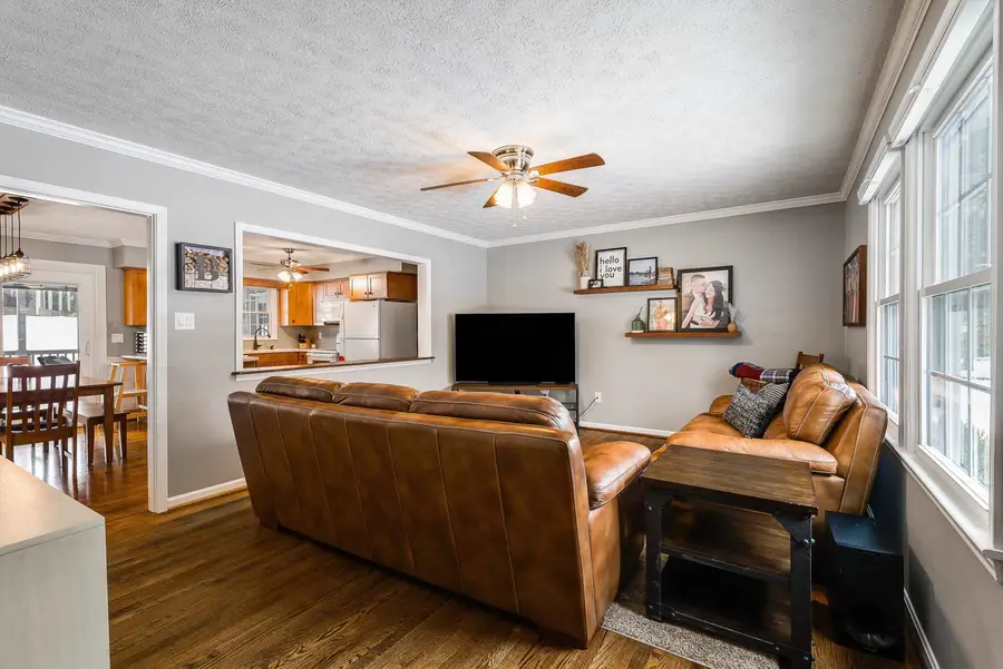 1894 Hawksbill Rd, McGaheysville, VA 22840 - #3