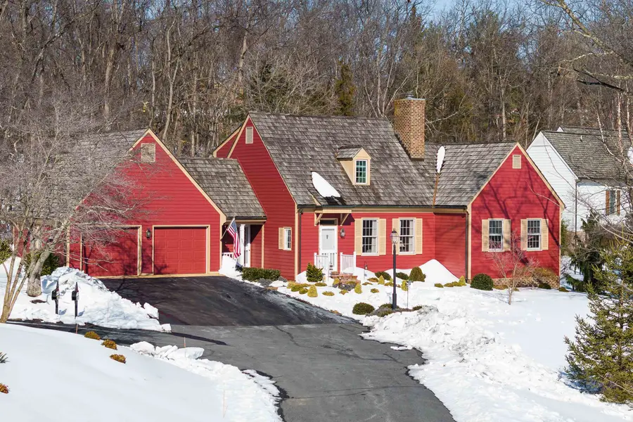 305 Kings Sq, Staunton, VA 24401 - Image #2