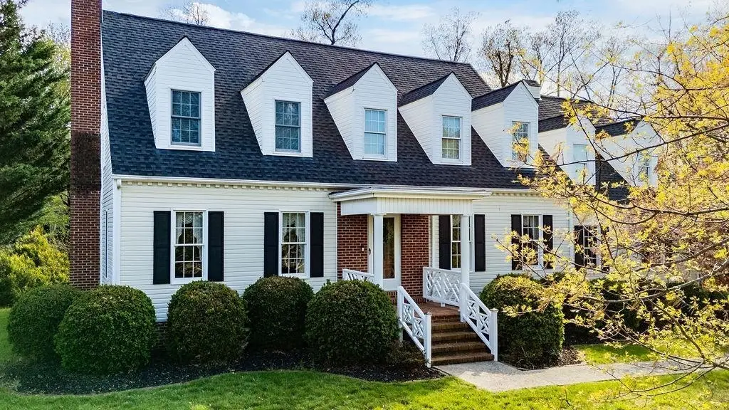 100 Buckingham Pl, Waynesboro, VA 22980 - #1