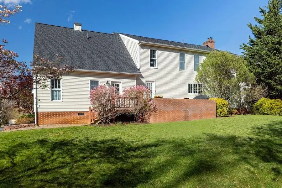 100 Buckingham Pl, Waynesboro, VA 22980 - #3