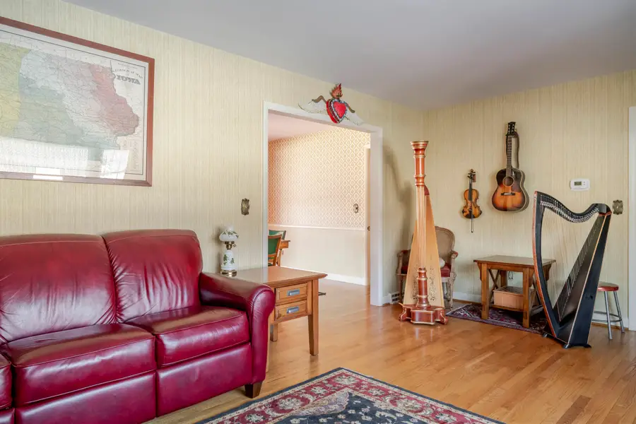 317 Windemere Dr, Staunton, VA 24401 - #3