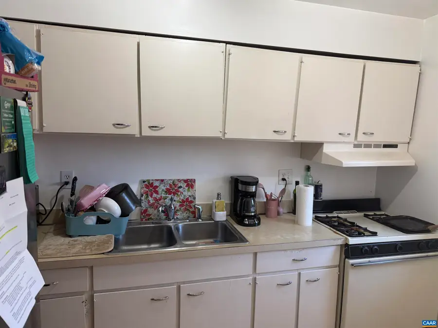 2517 Hydraulic Rd, Charlottesville, VA 22901 - #2