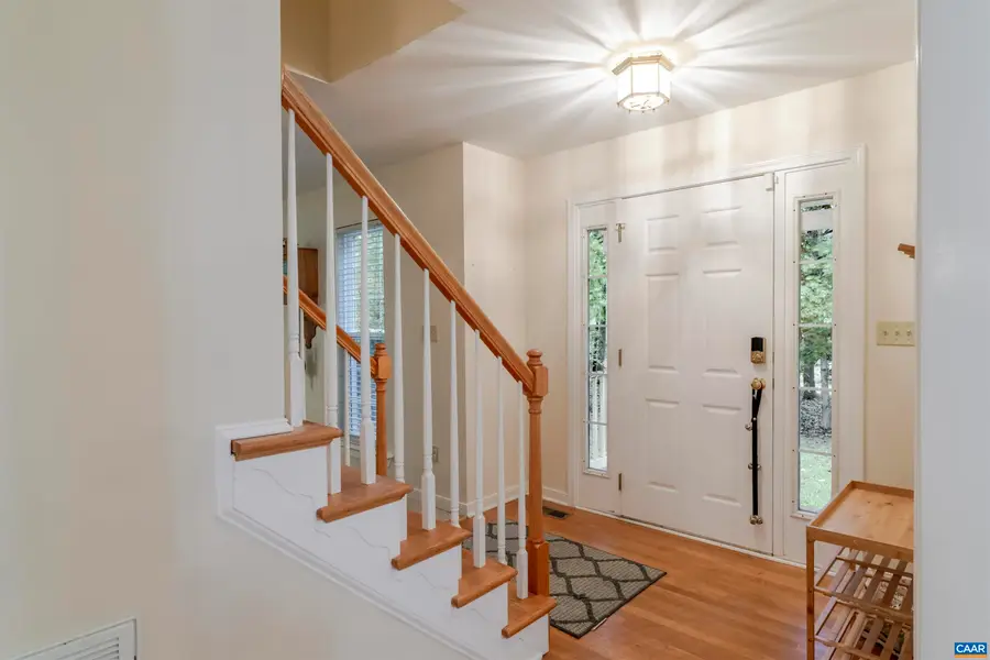 240 Oakmont Dr, Gordonsville, VA 22942 - #3