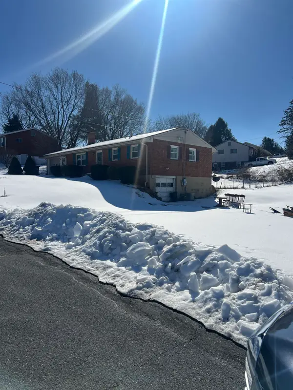 310 Commodore St, Staunton, VA 24401