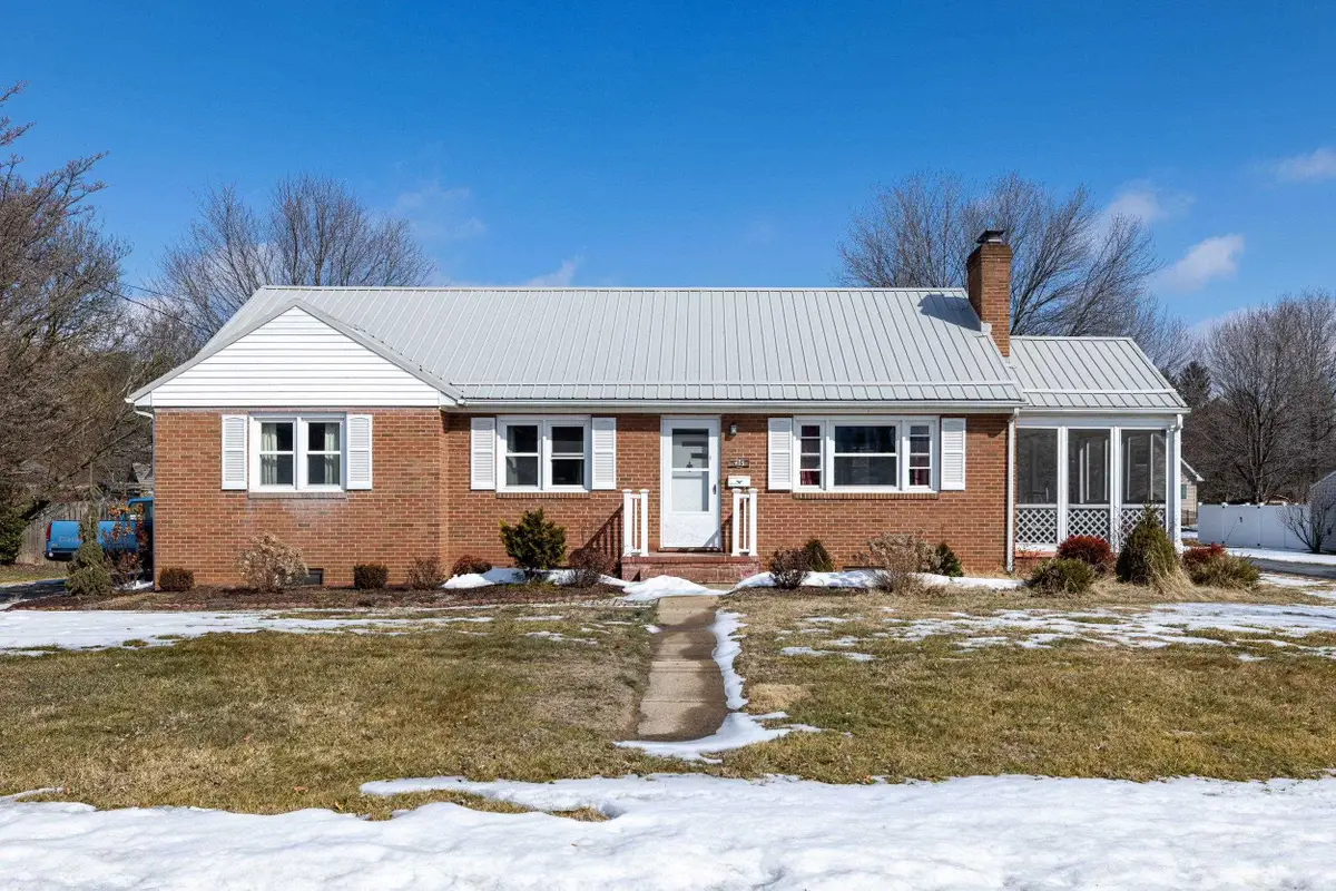 405 North River Rd, Bridgewater, VA 22812 - #1