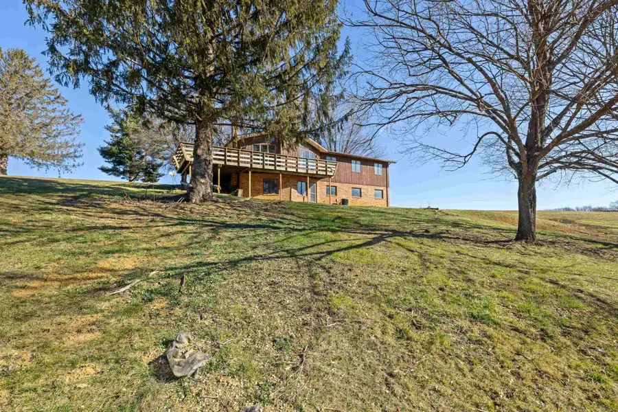 355 Fairburn Rd, Mount Solon, VA 22843 - #2