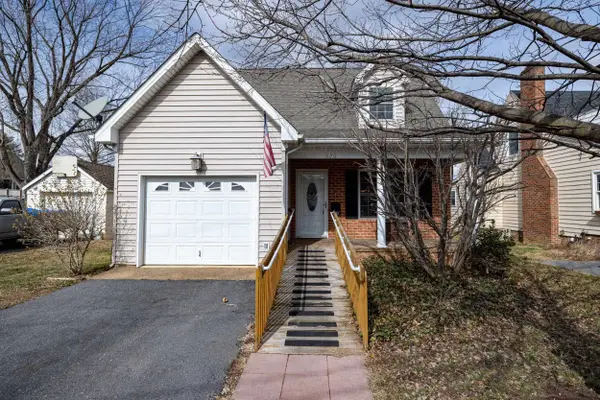 620 Mason St, Dayton, VA 22821