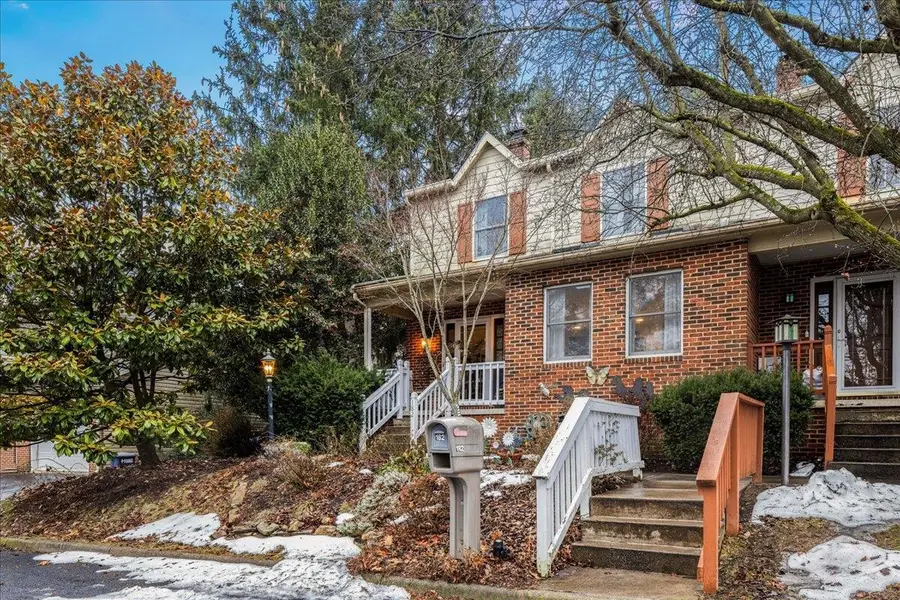 182 Emerald Dr, Harrisonburg, VA 22801 - #2