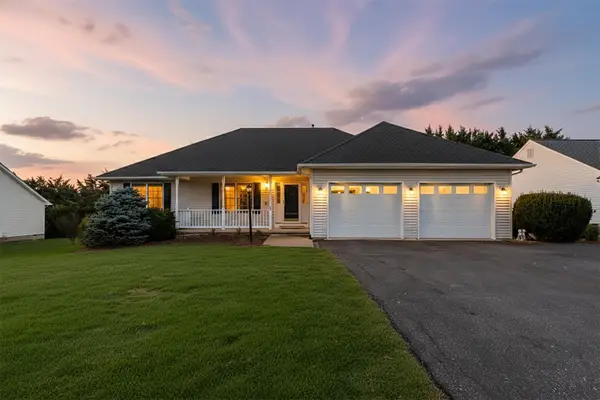 68 Lindburgh Dr, Waynesboro, VA 22980