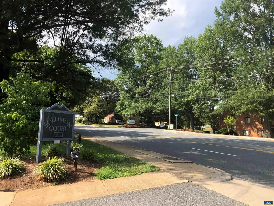 2517 Hydraulic Rd, Charlottesville, VA 22901 - #2