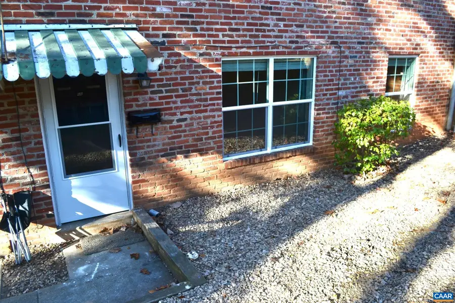 2517 Hydraulic Rd, Charlottesville, VA 22901 - #3