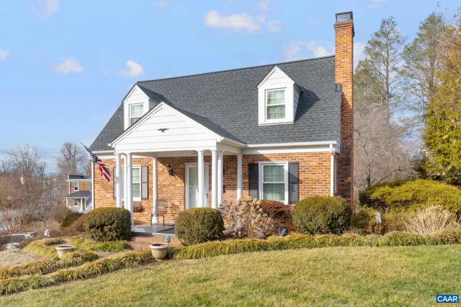 221 Lee Ave, Orange, VA 22960 - #2