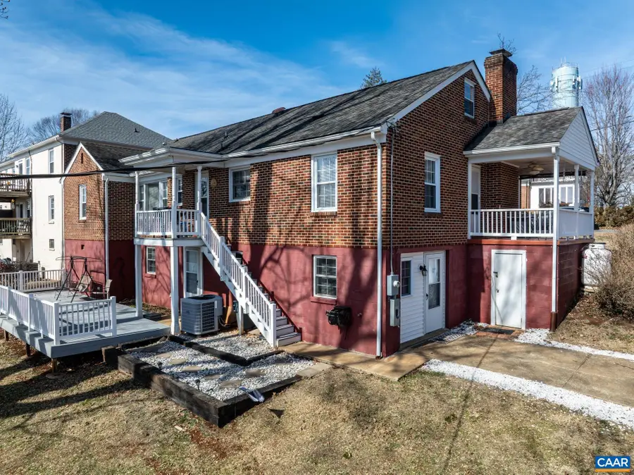 228 Piedmont St, Orange, VA 22960 - #2