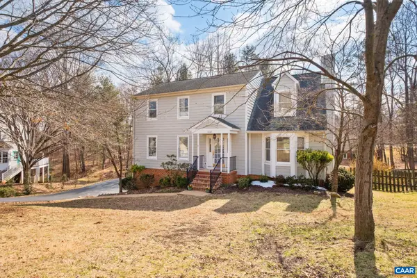 1143 Raintree Dr, Charlottesville, VA 22901