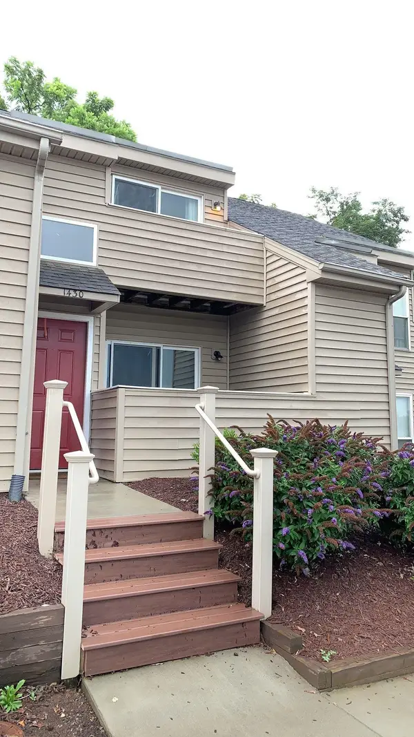 1430 Bradley Dr, Harrisonburg, VA 22801