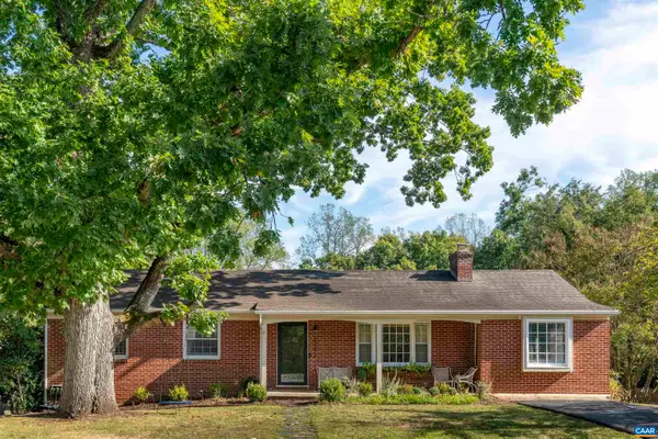 2302 Wakefield Rd, Charlottesville, VA 22901