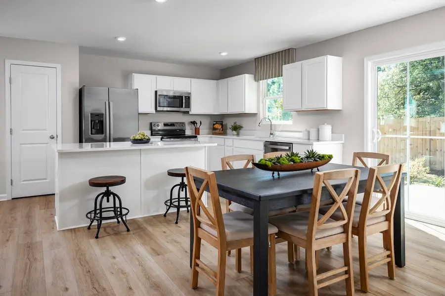 4 White Birch Rd, Waynesboro, VA 22980 - #3