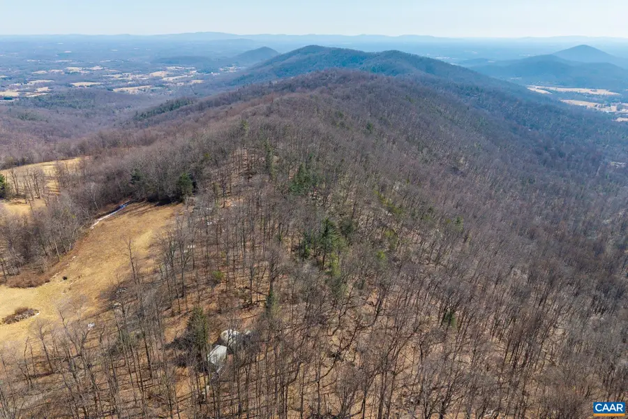 1376D Wyatt Mountain Rd, Dyke, VA 22935 - #2